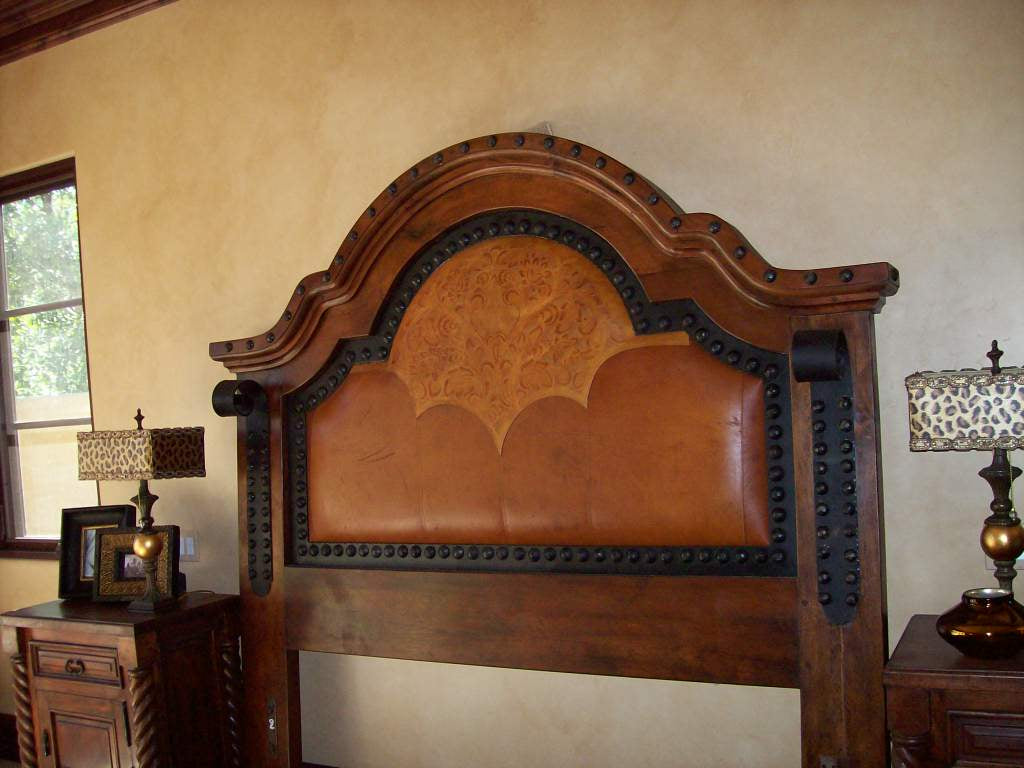 Alamo Bed